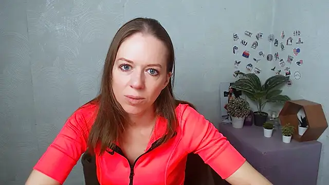 GloriaSi  online show from November 16, 2025, 5:17 pm