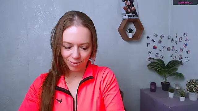 GloriaSi  online show from October 28, 2025, 6:34 am