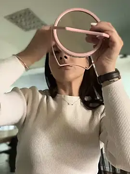 LexyBank online show from March 17, 2025, 7:35 am