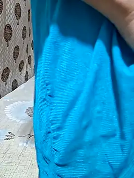 Snapshot of Bhabhi_desi12 chatting on November 2, 2025, 4:17 am Bhabhi desi12 online show from November 2, 2025, 4:17 am