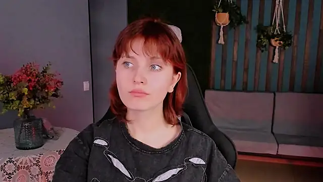 LolaAsmus online show from March 18, 2025, 10:28 am