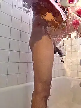 Jovende28 online show from November 21, 2025, 7:46 pm