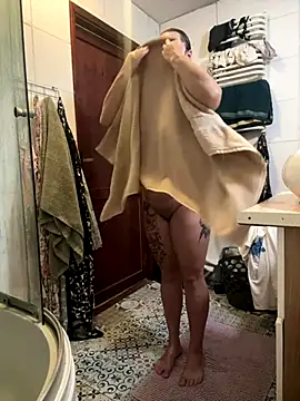 Yanacool007 online show from October 2, 2025, 8:23 pm