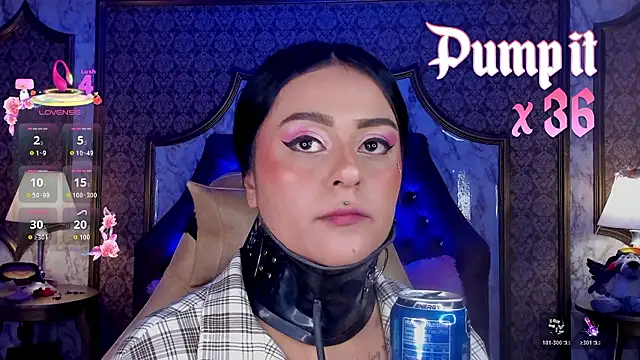 SoffiQueen online show from February 21, 2026, 1:46 pm