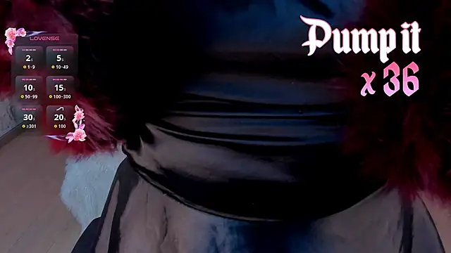 SoffiQueen online show from October 21, 2025, 8:19 pm