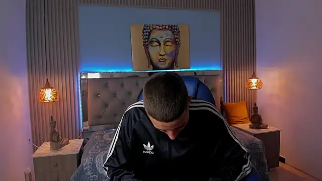 JackSwan18 online show from November 21, 2025, 8:41 pm