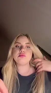 lwikaaa online show from March 21, 2025, 8:18 pm