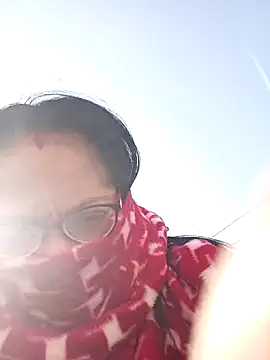 heenage online show from February 9, 2026, 3:59 am