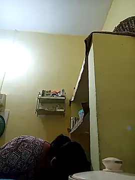 heenage online show from February 12, 2025, 2:10 pm