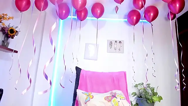 anniesweet- online show from October 17, 2025, 1:35 pm