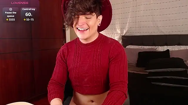 Hornymoan online show from September 23, 2025, 11:01 pm