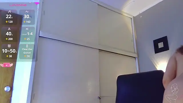 Jsneiidy ATH online show from March 13, 2025, 10:36 am