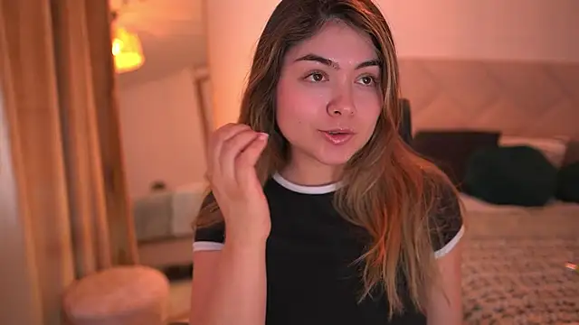 Lau Bee online show from April 18, 2026, 6:32 pm