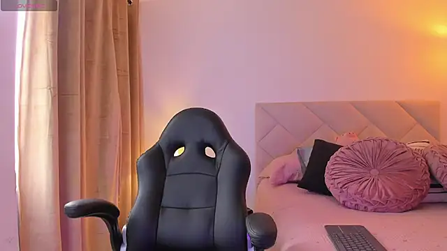 Lau Bee online show from February 21, 2025, 2:38 pm