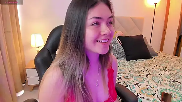 Lau Bee online show from March 13, 2025, 2:55 pm