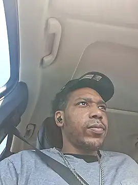 bigboytoy912 online show from April 23, 2026, 4:19 pm