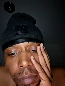 bigboytoy912 online show from March 15, 2026, 8:21 am