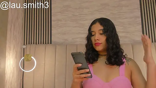 laura smith33 online show from November 12, 2025, 2:54 pm