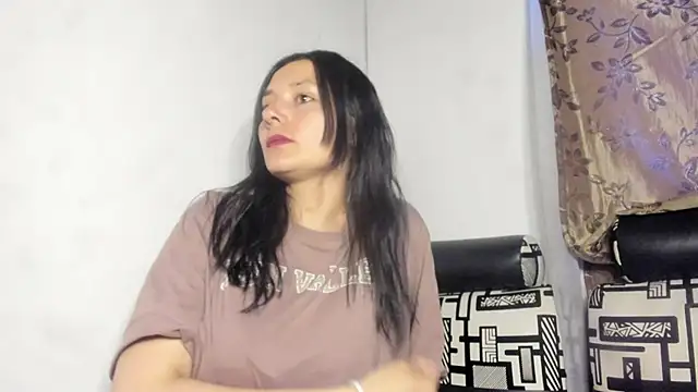 Nathaly love96 online show from June 30, 2026, 11:05 pm