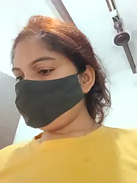 Snapshot of illay_love chatting on June 26, 2026, 6:19 am illay love online show from June 26, 2026, 6:19 am