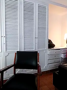 Adel Nesbiit online show from March 25, 2026, 7:46 pm