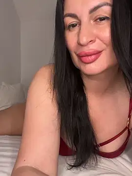 Helena7077 online show from May 15, 2026, 10:30 pm