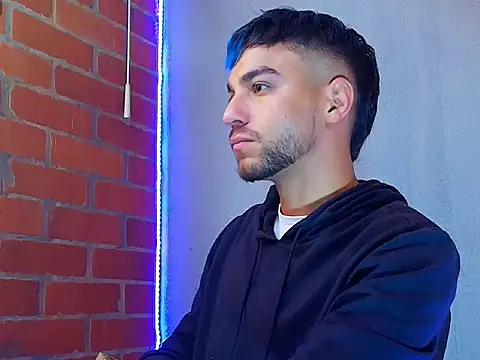 Leandro valenzuela online show from November 15, 2025, 6:45 pm