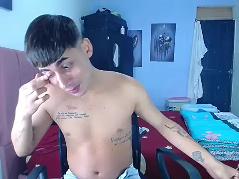 boy latino sex online show from September 16, 2025, 5:52 am