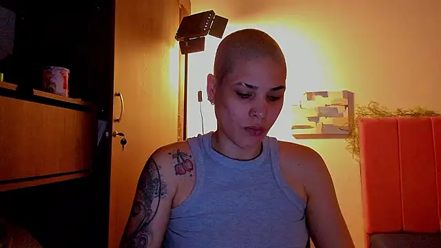 Charlee pink online show from March 14, 2026, 6:58 pm