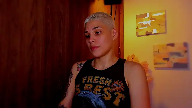 Charlee pink online show from March 8, 2026, 2:04 am