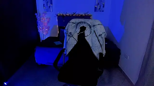 Charlee pink online show from October 9, 2025, 3:12 pm