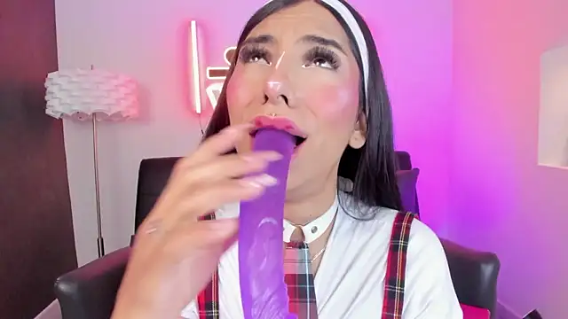 Snapshot of miss__allison chatting on February 21, 2026, 11:12 am miss allison online show from February 21, 2026, 11:12 am