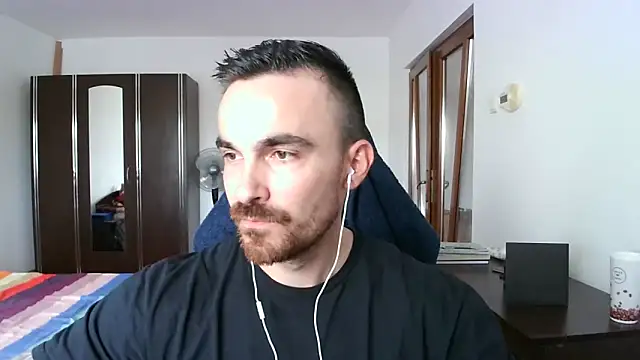 Snapshot of mu5clemania2 chatting on November 3, 2025, 10:52 am mu5clemania2 online show from November 3, 2025, 10:52 am