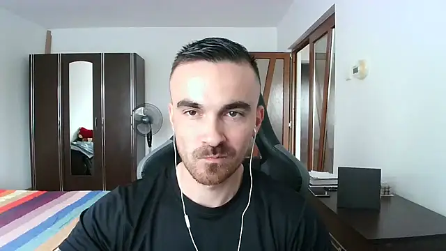 Snapshot of mu5clemania2 chatting on September 15, 2025, 10:05 am mu5clemania2 online show from September 15, 2025, 10:05 am