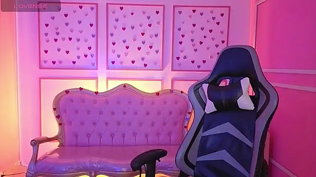 ailen t online show from September 13, 2025, 2:55 am