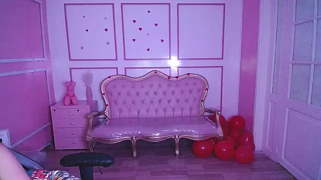 ailen t online show from March 9, 2025, 9:35 am