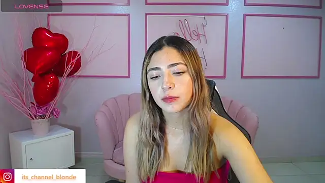 channel blonde a online show from February 27, 2025, 4:32 pm