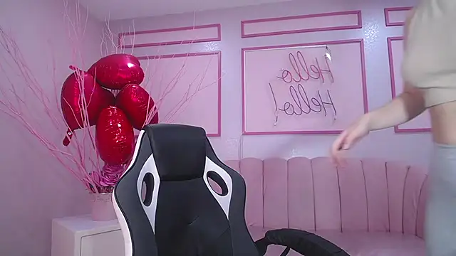 channel blonde a online show from February 24, 2025, 4:47 pm