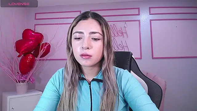 channel blonde a online show from February 26, 2025, 4:38 pm