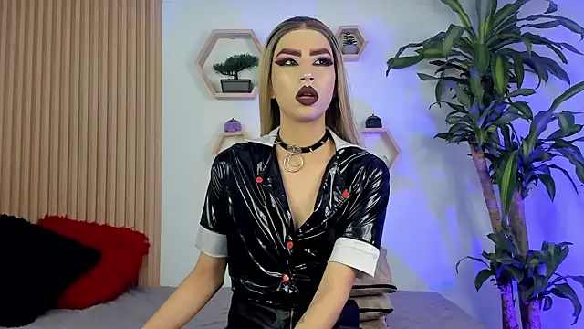 BrianaSchafer online show from October 9, 2025, 5:13 pm