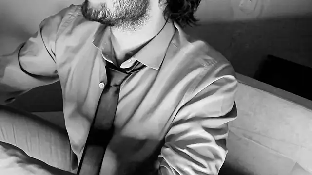 Nicholasrodrii online show from March 2, 2025, 4:17 am