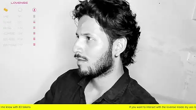 Nicholasrodrii online show from February 20, 2025, 1:57 am