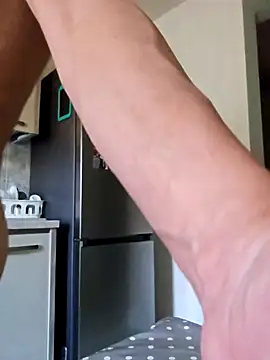 cuplu29 online show from September 19, 2025, 9:57 am