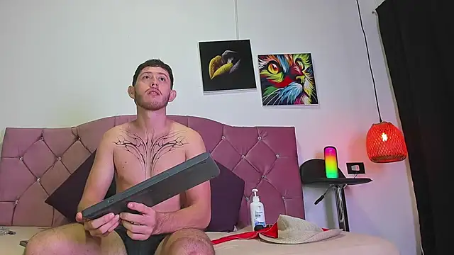 louis bcasta1 online show from March 9, 2025, 11:03 am