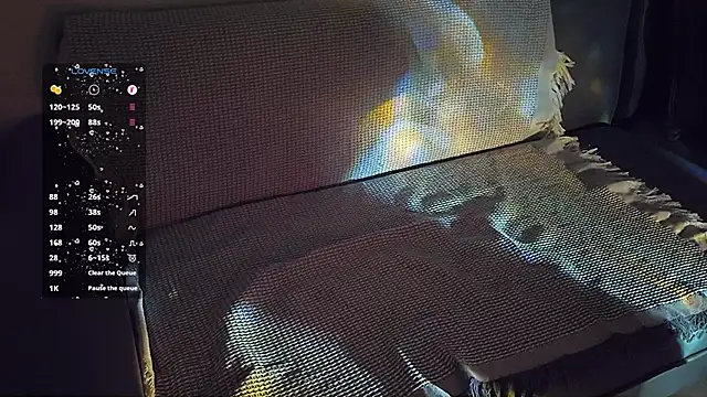 FEIYU001 online show from February 22, 2025, 2:19 pm