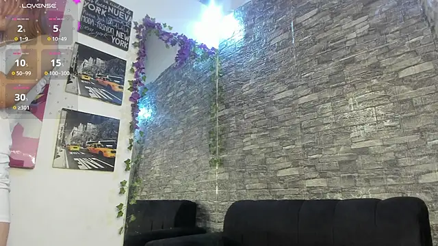 katt  black   online show from September 18, 2025, 8:56 pm