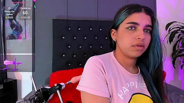 lyra-rain online show from February 24, 2025, 2:15 pm