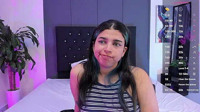 lyra-rain online show from March 7, 2025, 11:40 am