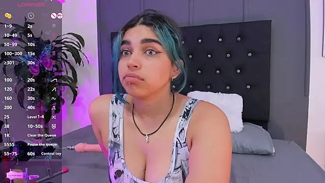 lyra-rain online show from February 17, 2025, 11:55 am