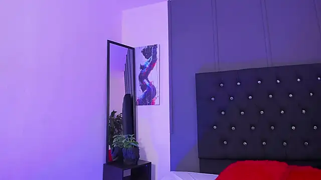 lyra-rain online show from March 15, 2025, 10:57 am